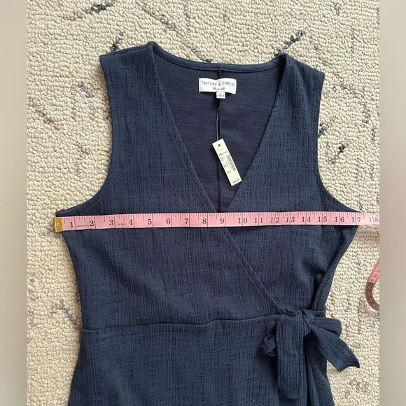 Madewell texture and Thread Navy Wrap Dress NWT - Picture 4 of 6